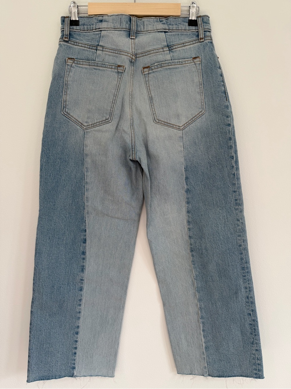 Abercrombie The Crop Wide Leg Ultra High Rise Light Wash Denim Jeans Size 29 - Picture 6 of 6